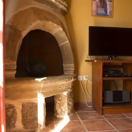 Appartement & The Four Elements Lachaniá